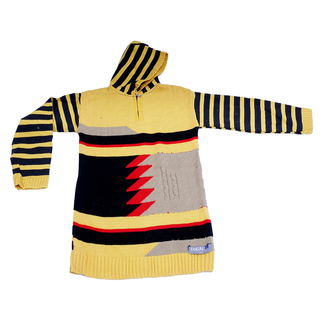 Boys knit sweater with full sleeves in yellow color